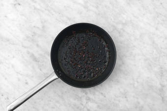 Carameliza la cebolla