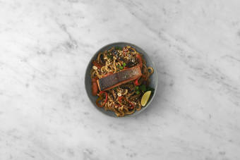 Lachs braten & Anrichten