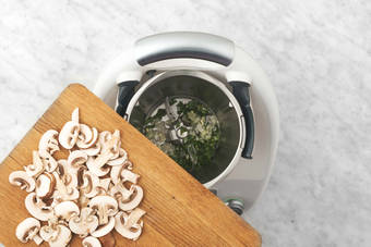Champignons dünsten