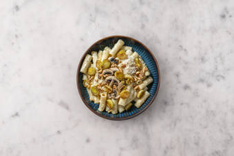 Piatto ricco mi ci ficco