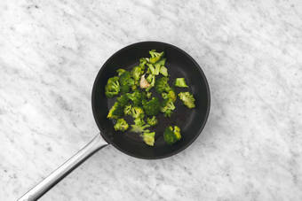 Broccolo in rosolatura