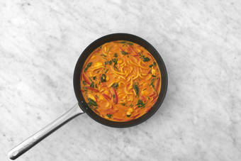 Add the Udon and Spinach