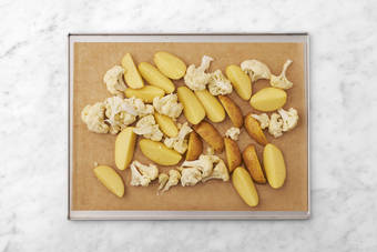 Cuocere patate e cavolfiore