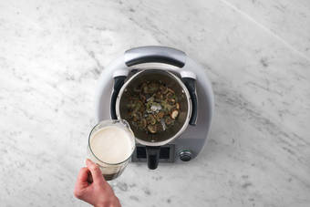 Pasta & Soße kochen