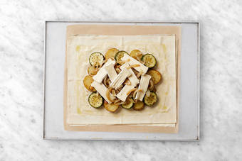 Assemble the galette