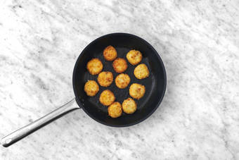 Friggere le polpette