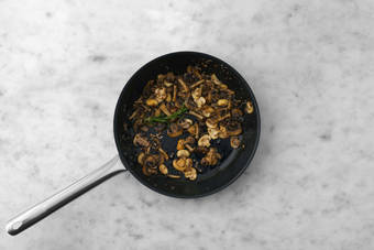 Paddenstoelen bakken