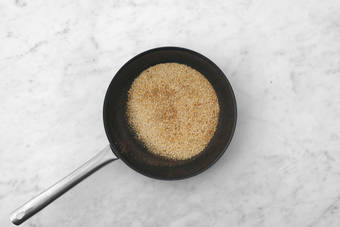 Hack und Crunch anbraten