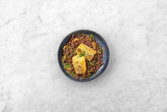 Hackfleisch braten & Anrichten