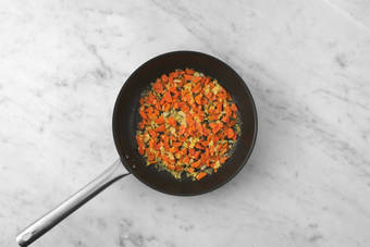 La sauteuse prend le relais