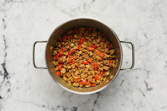 Cook beef and veggies