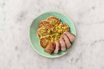 Fleisch braten & Anrichten