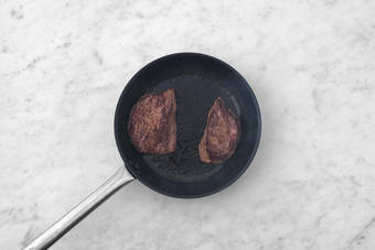 Hüftsteak anbraten