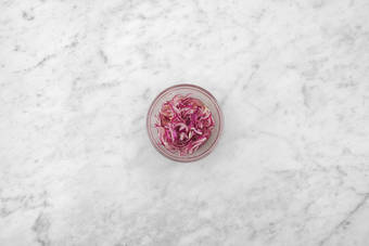 Pickles d'oignon en action