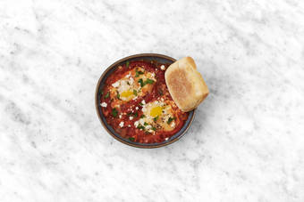 Une chakchouka ! Une !