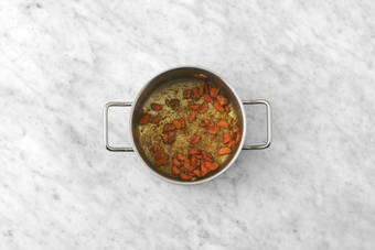 Chauffer les casseroles !