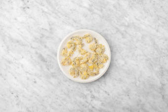 Reboza los langostinos