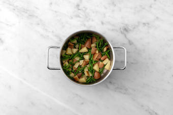 Prep and cook green beans