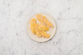 Pouletfilets panieren