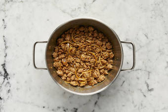 Cook beef and veggies