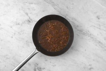 Make the Gravy and Peas 