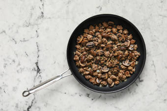 Cook beef and mushrooms