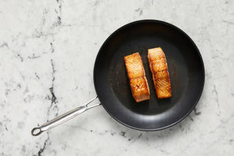 Cook salmon and sauce