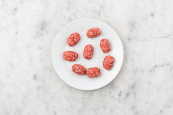 Hackbällchen formen