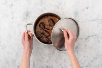 Hackbällchen braten