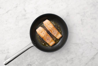 Fry the Salmon