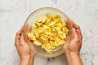 Cook Tortelloni