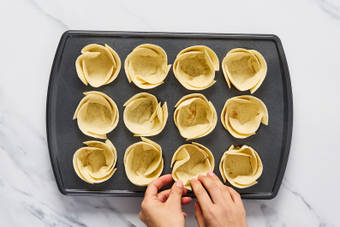 Make Tortilla Cups