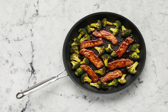 Cook Broccoli & Pork