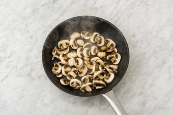 Make Sauce and Cook Mushrooms