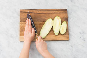 Auberginen vorbereiten