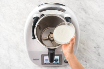 SALATDRESSING zubereiten