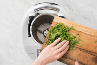 RUCOLA-SCHMAND zubereiten