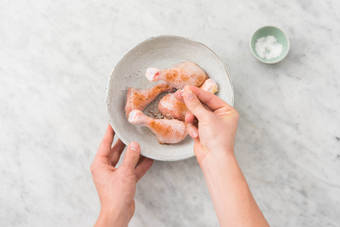 HÄHNCHEN VORBEREITEN