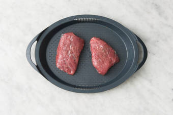 STEAKS VORBEREITEN
