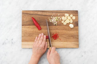 CURRYPASTE HERSTELLEN