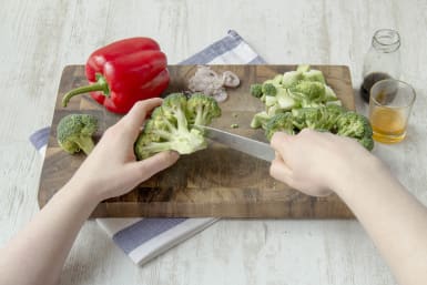 Snijd de groenten klein