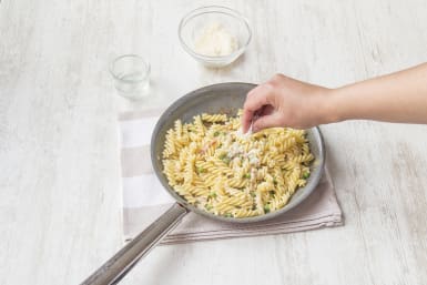 Add pasta into sauce