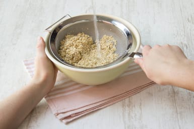 Rinse quinoa