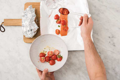 Steamed Salmon Parcels Recipe | HelloFresh