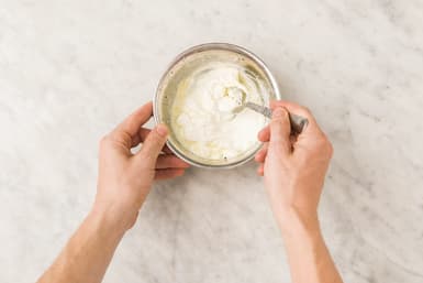 Make the lemon yoghurt