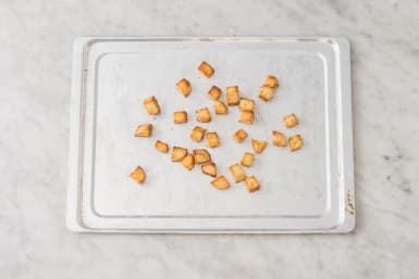 TOAST CROUTONS
