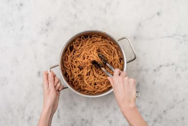 Spaghetti fertigstellen