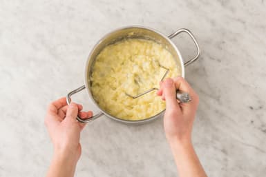 Make the garlic mash