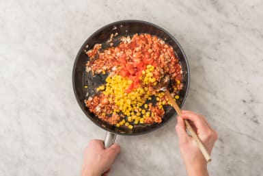 Cocina la carne junto con el picado
