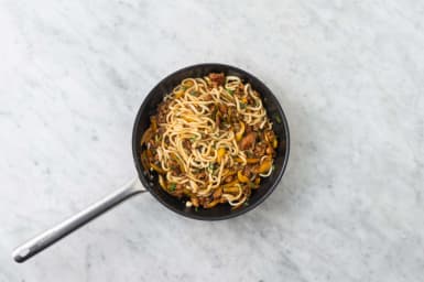 Coat the Noodles